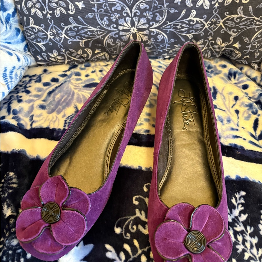 Life Stride Purple Leather/Suede Flats with Floral Detail